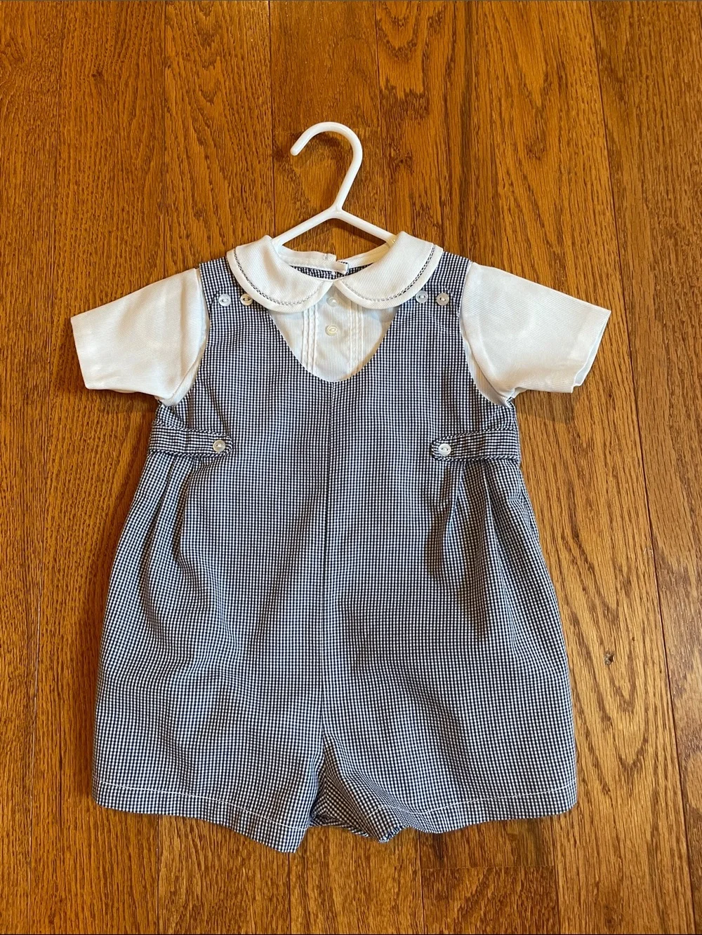 Petit Ami Navy Gingham Baby Boy size 3 mos Shortall with White Peter Pan Coller